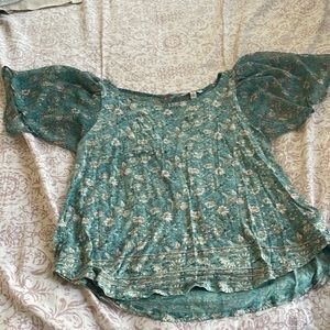 Junior’s top for girls